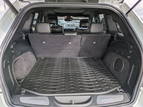 Used 2018 Jeep Grand Cherokee Trailhawk w/ Trailhawk Luxury Group image 23
