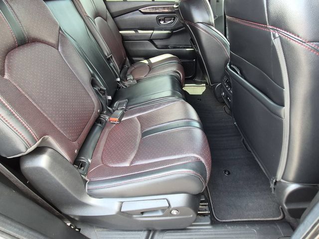 Used 2025 Honda Pilot Black Edition image 20