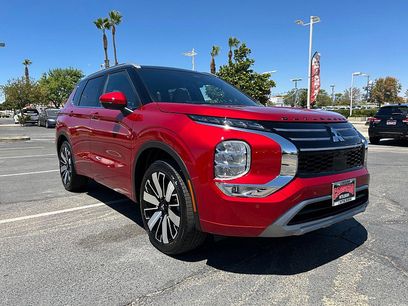 New 2025 Mitsubishi Outlander SEL