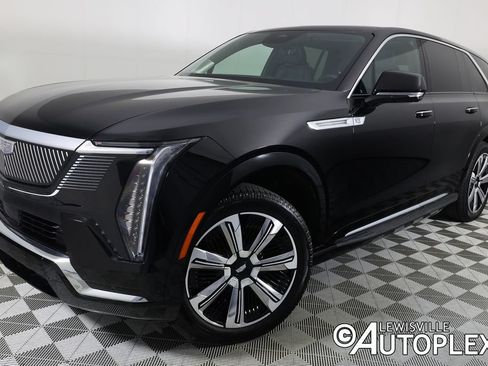 Used 2025 Cadillac Escalade IQ Luxury 2 w/ LPO, Premium Carpet Package AWD/4WD image 1
