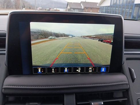 Used 2024 Chevrolet Tahoe LT w/ Luxury Package image 16