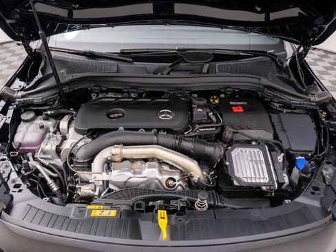 Used 2026 Mercedes-Benz GLA 250 4MATIC image 28