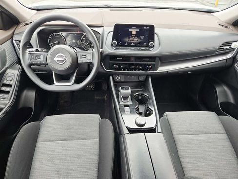 Used 2023 Nissan Rogue SV AWD/4WD image 9