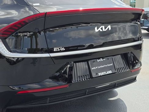 Certified 2024 Kia EV6 Wind AWD/4WD image 15