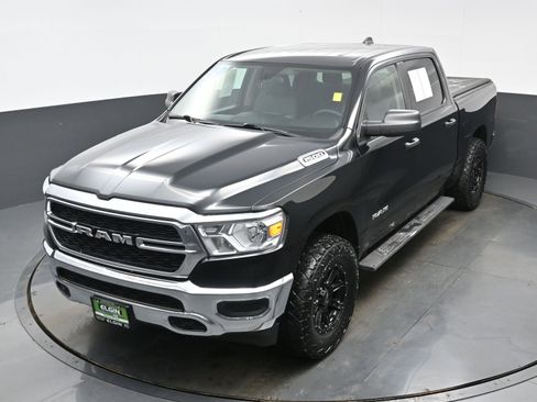 Used 2019 RAM 1500 Tradesman w/ SXT Appearance Group image 32