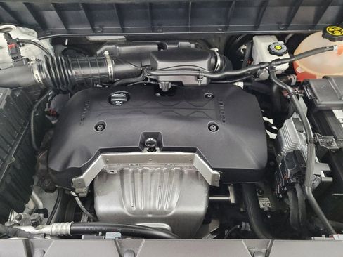 Used 2019 GMC Acadia SLE image 30