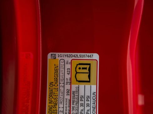 Used 2020 Chevrolet Corvette Stingray Coupe w/ 1LT RWD image 48