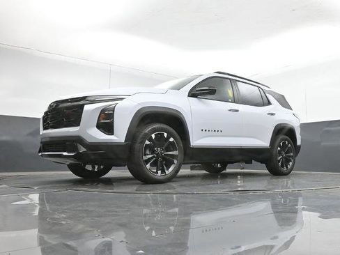 New 2026 Chevrolet Equinox RS w/ Convenience Package III image 10