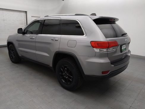 Used 2018 Jeep Grand Cherokee Laredo RWD image 3