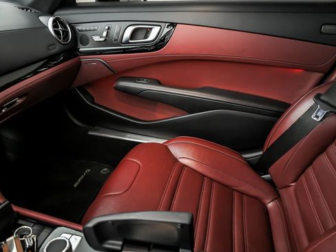 Used 2018 Mercedes-Benz SL 63 AMG image 41