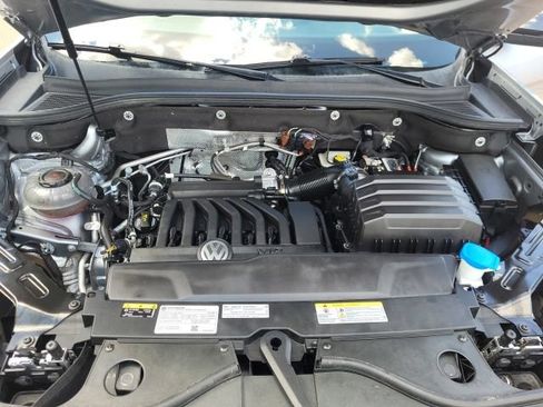Used 2023 Volkswagen Atlas SEL R-Line AWD/4WD image 28