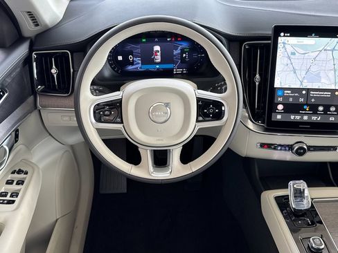 New 2026 Volvo XC90 T8 Ultra image 13