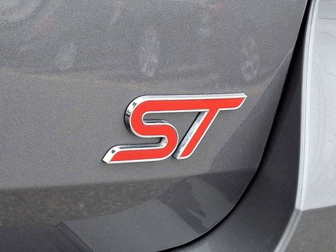 Used 2023 Ford Explorer ST w/ Equipment Group 401A image 37