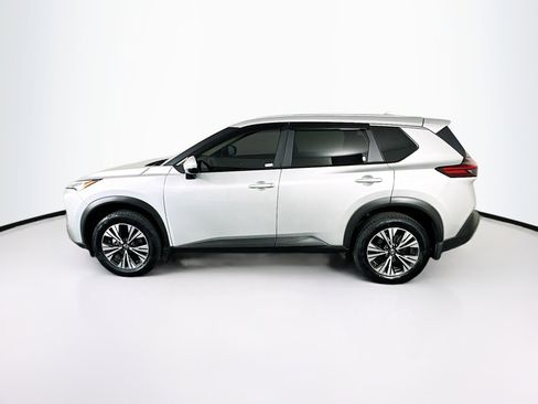 Used 2023 Nissan Rogue SV image 4