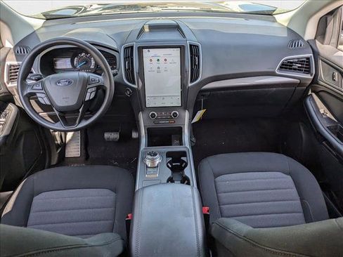New 2024 Ford Edge SE w/ Black Appearance Package image 14