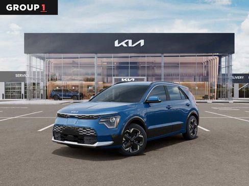 New 2026 Kia Niro Wind FWD image 1
