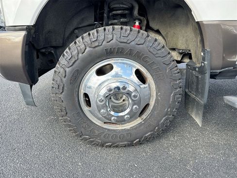 Used 2017 Ford F350 King Ranch w/ King Ranch Ultimate Package image 27