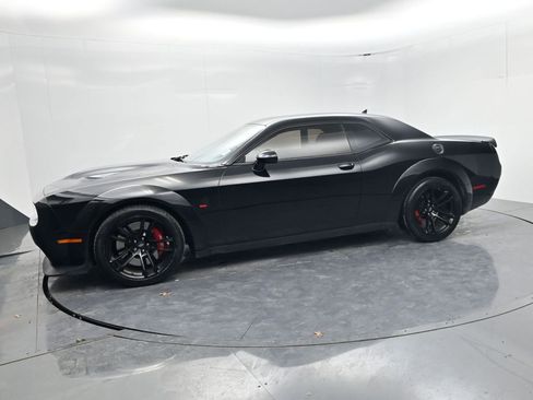 Used 2022 Dodge Challenger R/T Scat Pack image 4