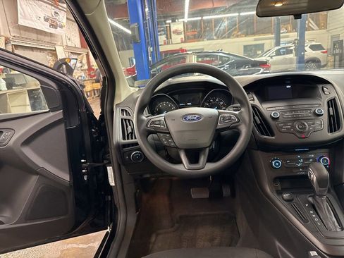 Used 2018 Ford Focus SE image 14