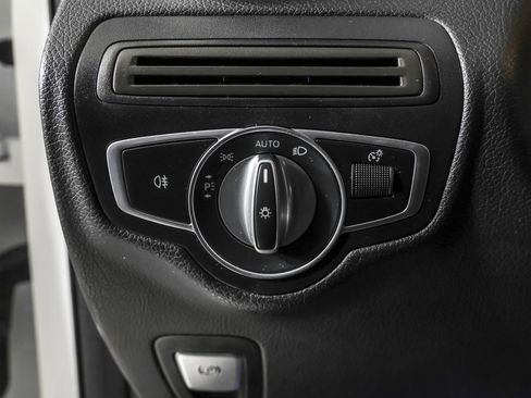 Used 2020 Mercedes-Benz GLC 300 4MATIC image 24