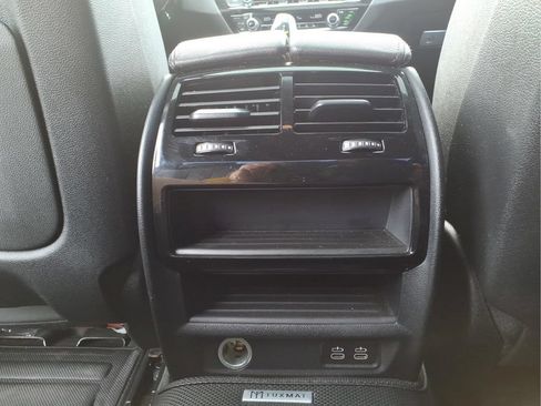 Used 2021 BMW 530i w/ Convenience Package RWD image 31