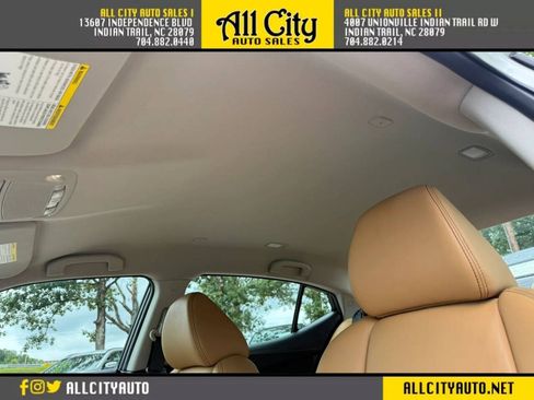 Used 2016 Nissan Maxima SR w/ Interior Lighting Package FWD image 39