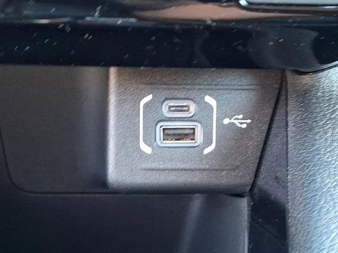 New 2026 Jeep Compass Limited image 19