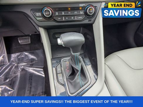Used 2019 Kia Niro EX Premium image 30