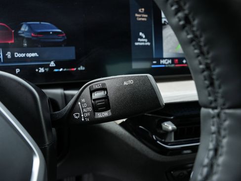 Used 2025 BMW 330i xDrive Sedan image 22