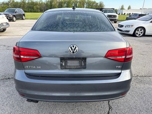 Used 2015 Volkswagen Jetta SE FWD image 4