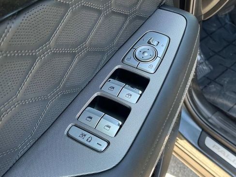 Used 2020 Hyundai Palisade Limited FWD image 19