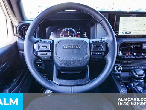 Used 2024 Toyota Land Cruiser image 28