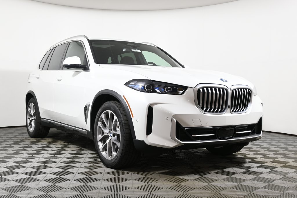Used 2026 BMW X5 xDrive50e w/ Climate Comfort Package AWD/4WD image 9