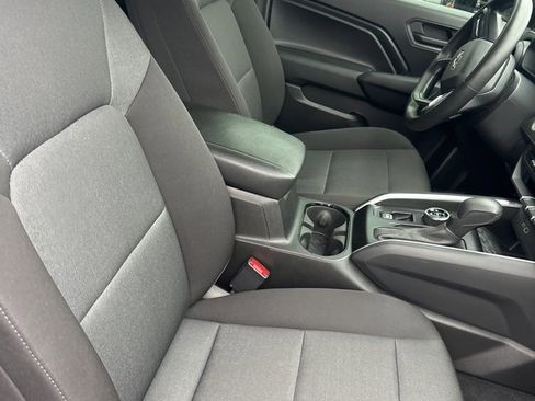 Used 2023 Chevrolet Colorado Trail Boss w/ Technology Package image 14