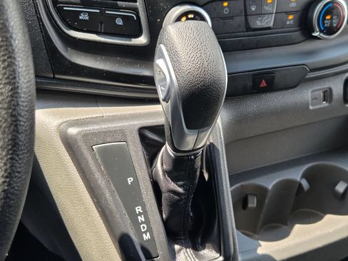 Used 2025 Ford Transit 250 148 High Roof AWD image 5