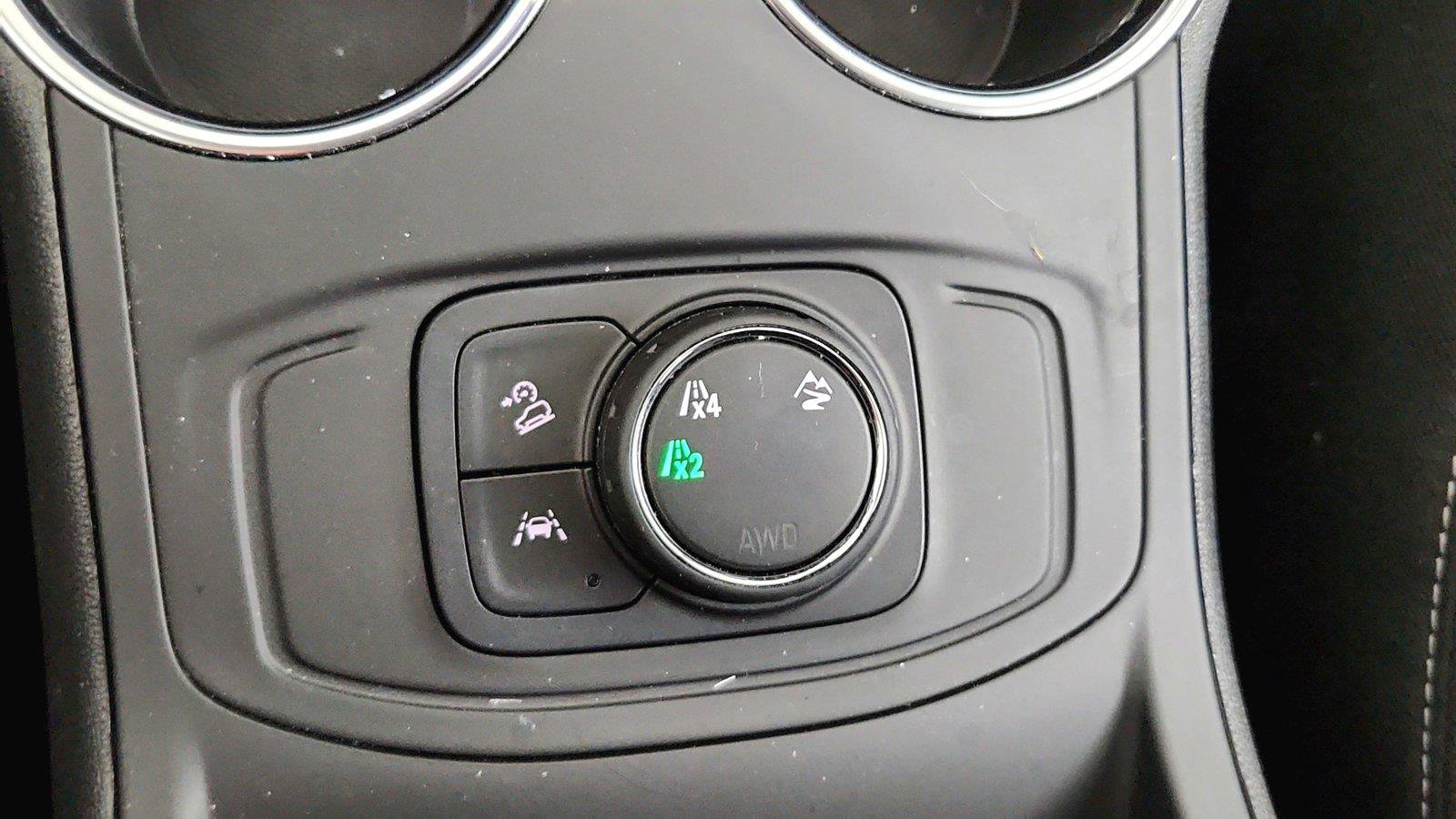 Used 2024 GMC Terrain SLE w/ LPO, Floor Liner Package AWD/4WD image 34