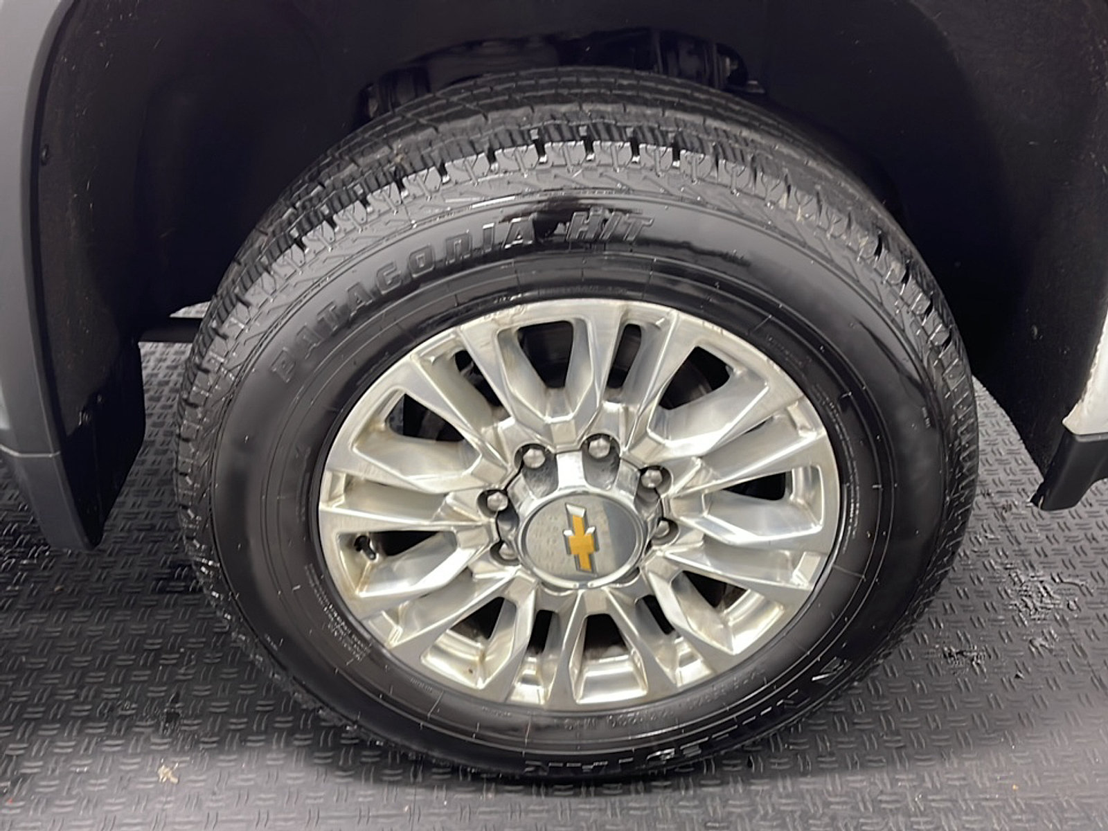 Used 2023 Chevrolet Silverado 3500 High Country w/ Safety Package II AWD/4WD image 22