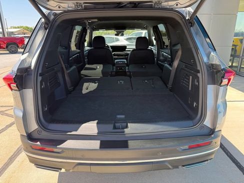 Used 2026 Buick Enclave Preferred FWD image 17