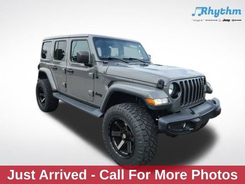 Used 2021 Jeep Wrangler Unlimited Sahara AWD/4WD image 1