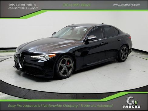 Used 2017 Alfa Romeo Giulia w/ Sport Appearance Package RWD image 1