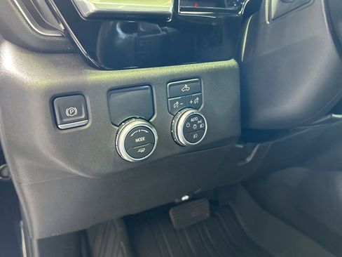 Used 2023 GMC Sierra 1500 Elevation w/ LPO, Elevation Black Package image 38