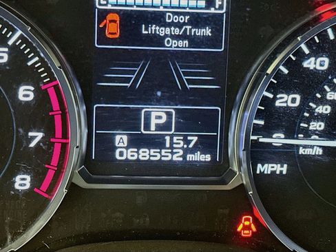 Used 2018 Subaru Forester 2.5i Premium AWD/4WD image 19