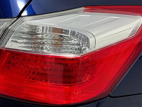 Used 2013 Honda Accord LX image 31