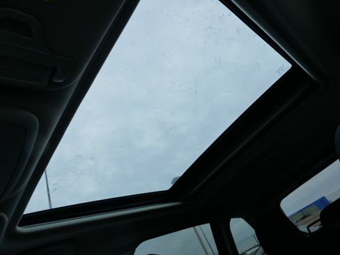 Used 2024 Subaru Forester Premium image 32