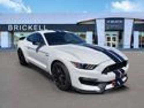 Used 2019 Ford Mustang Shelby GT350 w/ Technology Package image 27