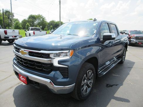 Certified 2024 Chevrolet Silverado 1500 LT w/ Protection Package AWD/4WD image 13