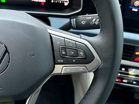 New 2026 Volkswagen Jetta SE FWD image 29