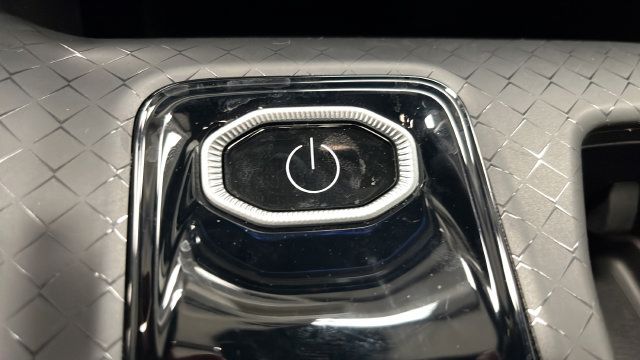 Used 2025 Jeep Wagoneer S Launch Edition AWD/4WD image 39