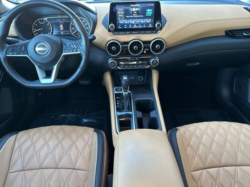 Used 2024 Nissan Sentra SV w/ SV Premium Package image 16