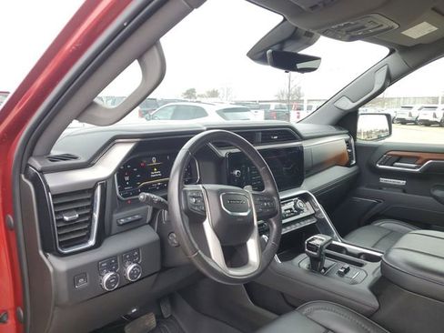 Used 2023 GMC Sierra 1500 Denali w/ Technology Package AWD/4WD image 7